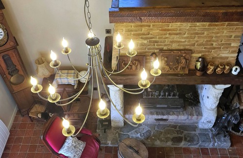 Sainte-Helene-Bondeville House | Thatched cottage at the anemone pond