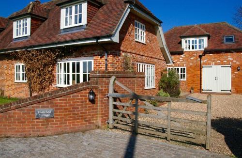 Hungerford Bed & Breakfast | Thatched Cottage