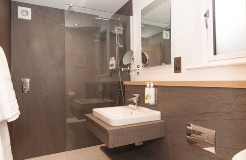 Ibsley Bed & Breakfast | Thatched Eaves