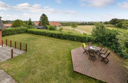 Remmer Strand House | Thatched Holiday Home in Struer, Jutland with a view
