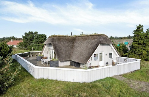 Sonderho House | Thatched house near Wadden Sea nature