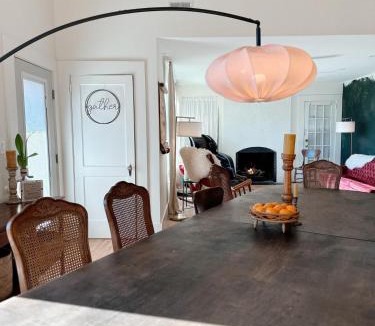 Travelers Rest House | The 1690 House