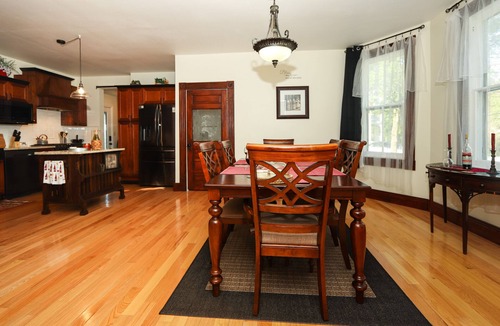 Ste Genevieve House | The 1801 House: A beautiful historic home in the Ste Genevieve Historic District