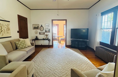 Arkansas City House | The 1890 - Historical comfort built in 1890