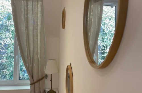 La Ferte-Gaucher House | The 1900 Manor House