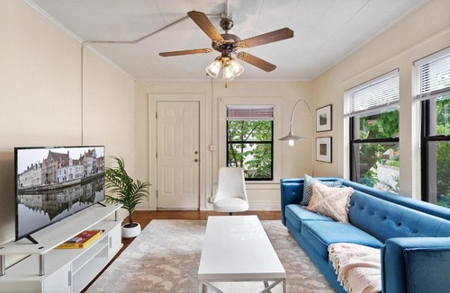 Fayetteville Apartment | The 1925 - Downtown Fay - Walk Everywhere!
