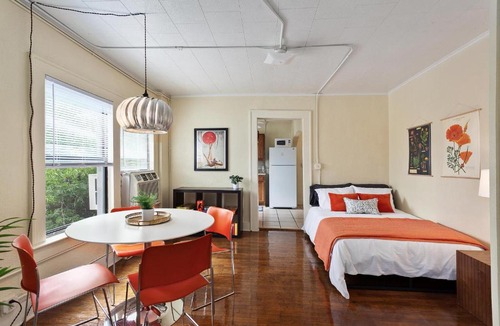 Fayetteville Apartment | The 1925 - Downtown Fay - Walk Everywhere!