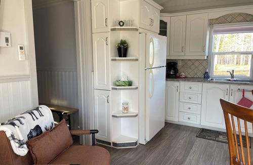 Gloucester County Cabin | The 2 CC'S HIDEAWAY-Peaceful cabin situated directly on trail.