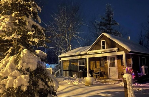 Gloucester County Cabin | The 2 CC'S HIDEAWAY-Peaceful cabin situated directly on trail.