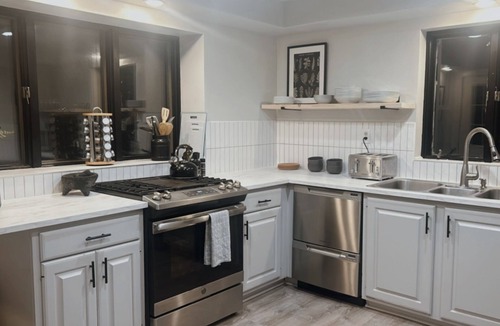 Woodstock House | The 212 Escape