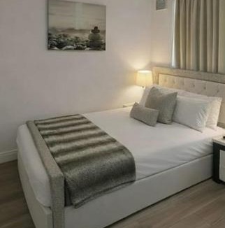 Lower Edmonton Bed & Breakfast | The 37 Suites