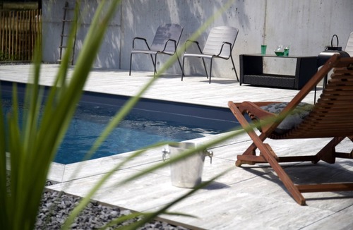 Saint Alban Auriolles Villa | The 4* Summer Pavilion - elegant and bright