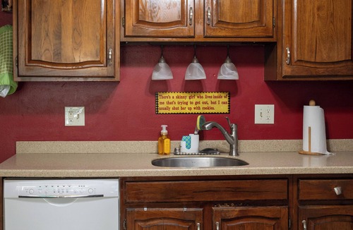 Ames House | The 410 Farmyard