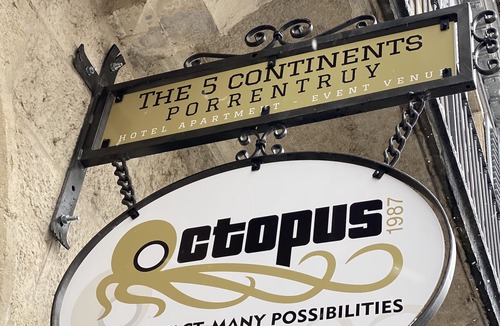 Porrentruy Apartment | The 5 Continents III by Stay.Swiss - 7 bedroom apartment