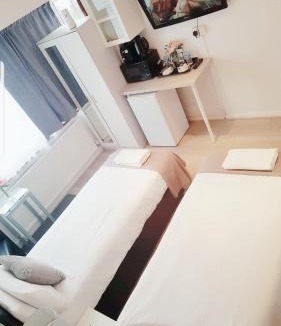 Ponders End House | The 55