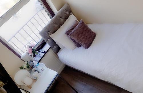 Ponders End House | The 55