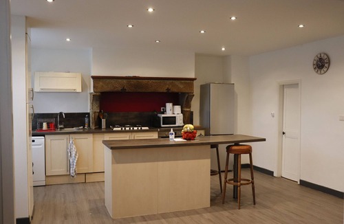 Saint-Georges-des-Groseillers House | The 6-poppy house