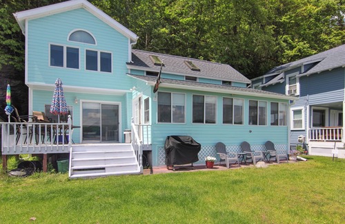 Ithaca House | The 65th Step - Lakefront Cottage + Private Dock