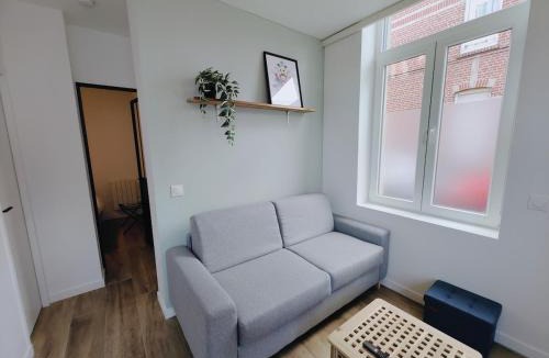 Wazemmes Apartment | The 7th Art - Appartement for 4 Home cinema