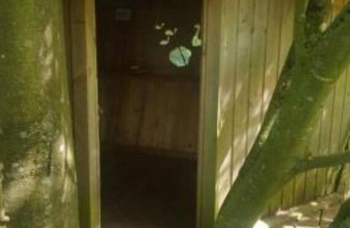 Wail Cabin | The 8-metre-high Au fil de l'eau hut