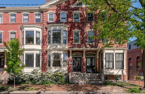 West End House | The 87th Townhome - Local Landmark