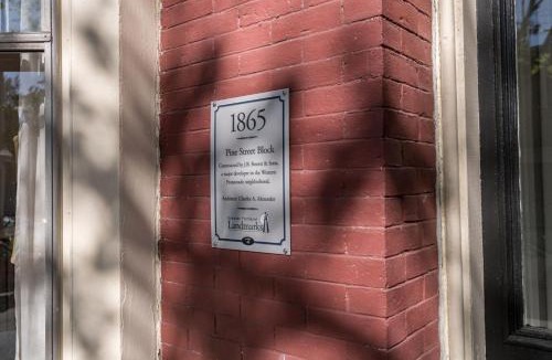 West End House | The 87th Townhome - Local Landmark Property