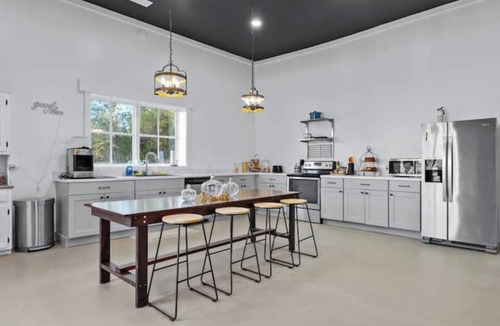 Booneville House | The Abattoir