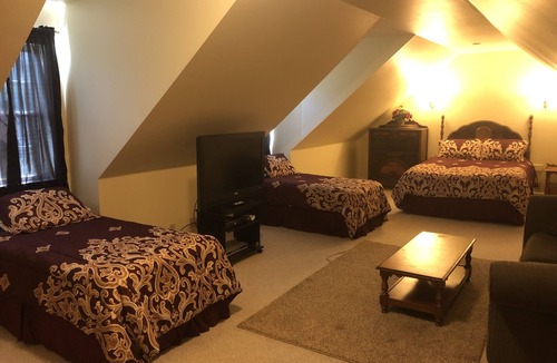 Wilburn Bed & Breakfast | The Abbé House Inn