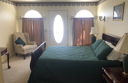 Wilburn Bed & Breakfast | The Abbé House Inn