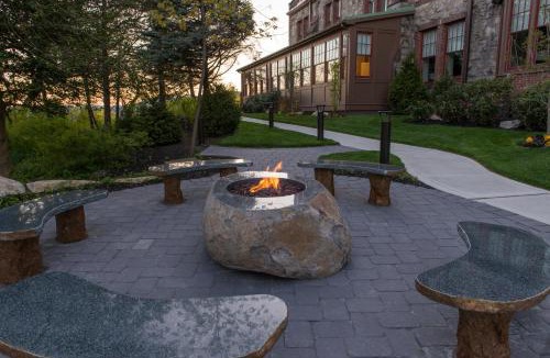 Peekskill Hotel | The Abbey Inn & Spa