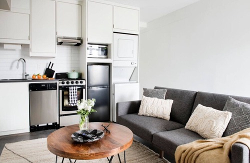 Virginia Highland Apartment | ~The Abigail~ Rooftop/Skyline/Cozy