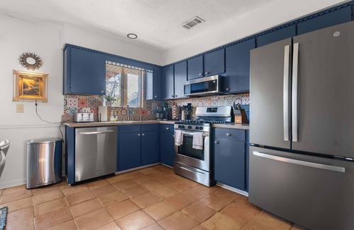 Fortson House | The Abuela House w/pool Near Airport & Ft Moore