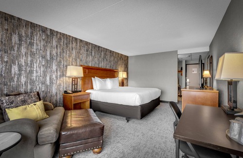 Briargate Hotel | The Academy Hotel Colorado Springs