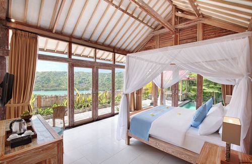Mushroom Bay Hotel | The Acala Shri Sedana