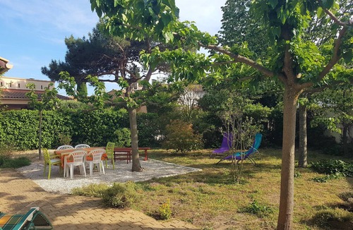 Les Hauts de Villeneuve House | The Acanthus Villeneuve les Avignon near Avignon