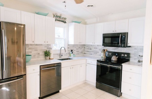 Nags Head House | ★ "The accommodations are simply perfect.”★Oceanside★Walk to Dowdy + Tortuga's★