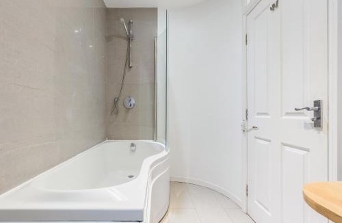 Acton Apartment | The Acton Villa