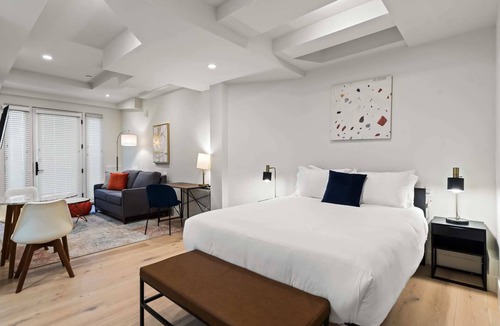 Pacific Heights Apartment | The Addison by Kasa | Inviting Queen Studio | San Francisco