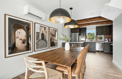 Kerns House | The Adelynn 5BR - Sleek - Spacious - Walkable