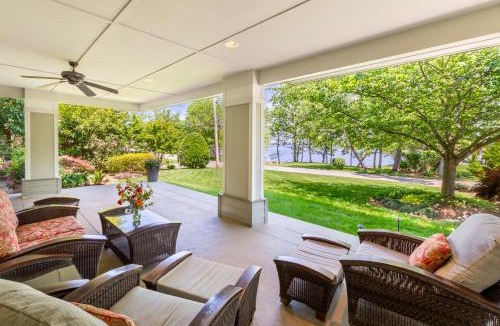 Annapolis House | The Admiral's Retreat