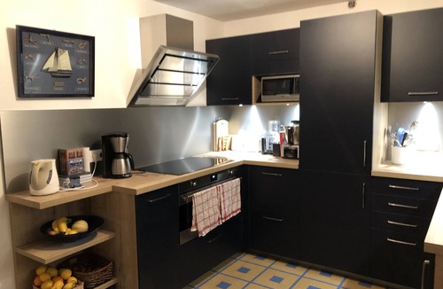 Sainte-Honorine-des-Pertes House | The Admiralty-11