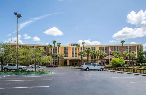 Florida Central Atlantic Coast Hotel | The Adventure Hotel by the Parks