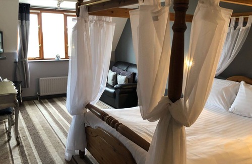 Meppershall Hotel | The Airman Hotel