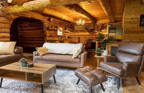 Talkeetna House | The Airstrip