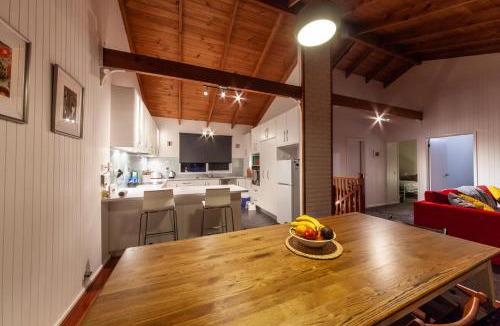 Port Campbell House | The Albatross