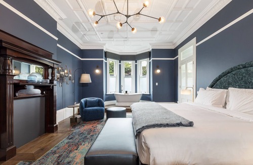 Spit Junction Hotel | The Albert Hotel Mosman