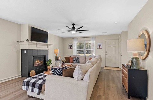 Farmington House | The Alberta Cottage S
