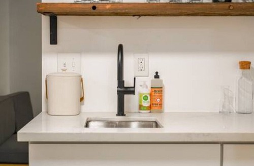 Alberta Condo | The Alberta Escape - 2br - Awesome Location!