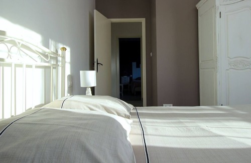 Albi House | The Albigensian Getaway