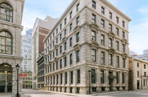 Old Montreal Apartment | The Alexander –1 BD Premium w/Sofa Bed|Old Montreal